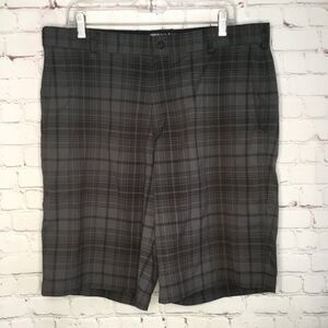 Nike Golf Dri Fit Tour Performance Men Gray Plaid Flat Front Golf Shorts Size 36